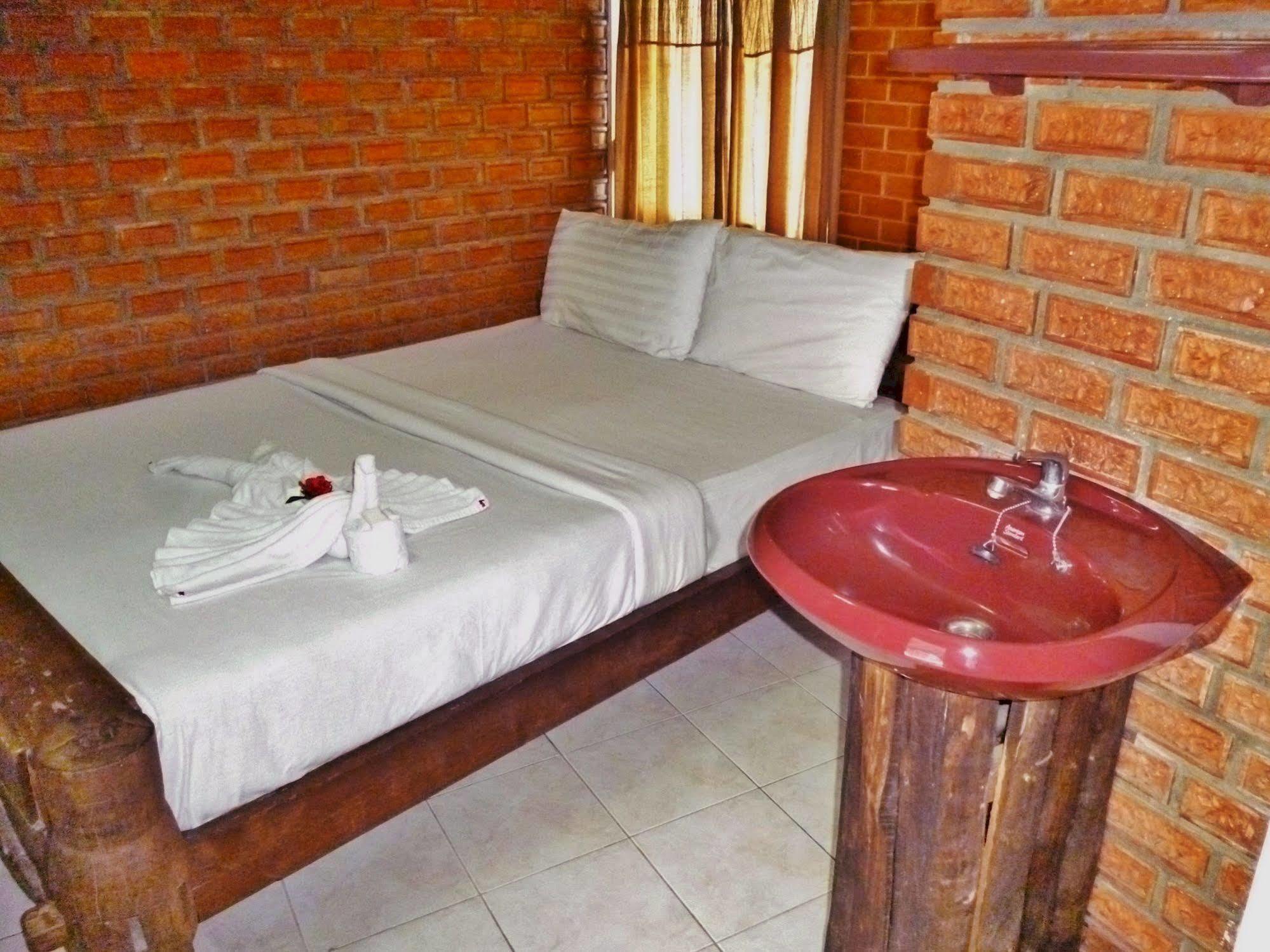 Soisabai Guesthouse เชียงใหม่ ภายนอก รูปภาพ