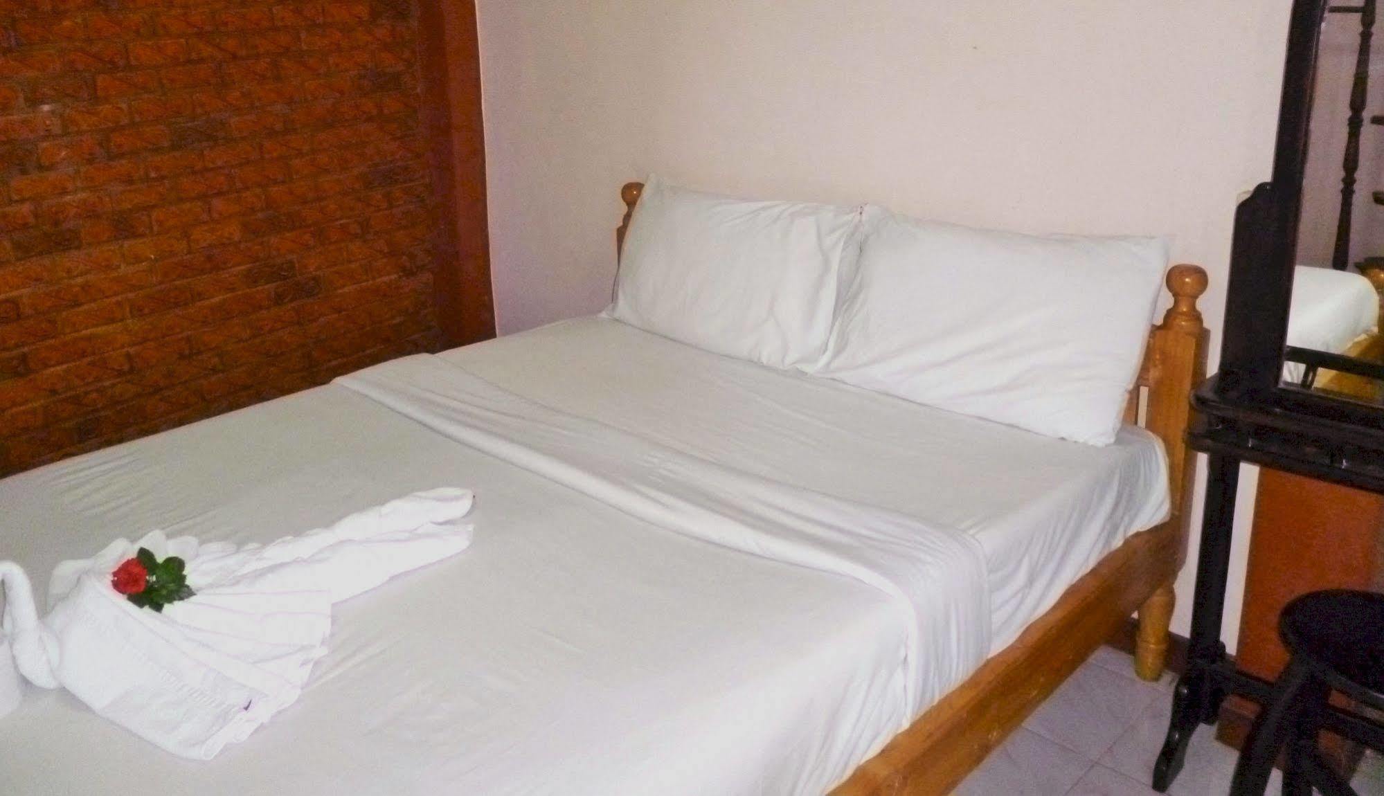 Soisabai Guesthouse เชียงใหม่ ภายนอก รูปภาพ