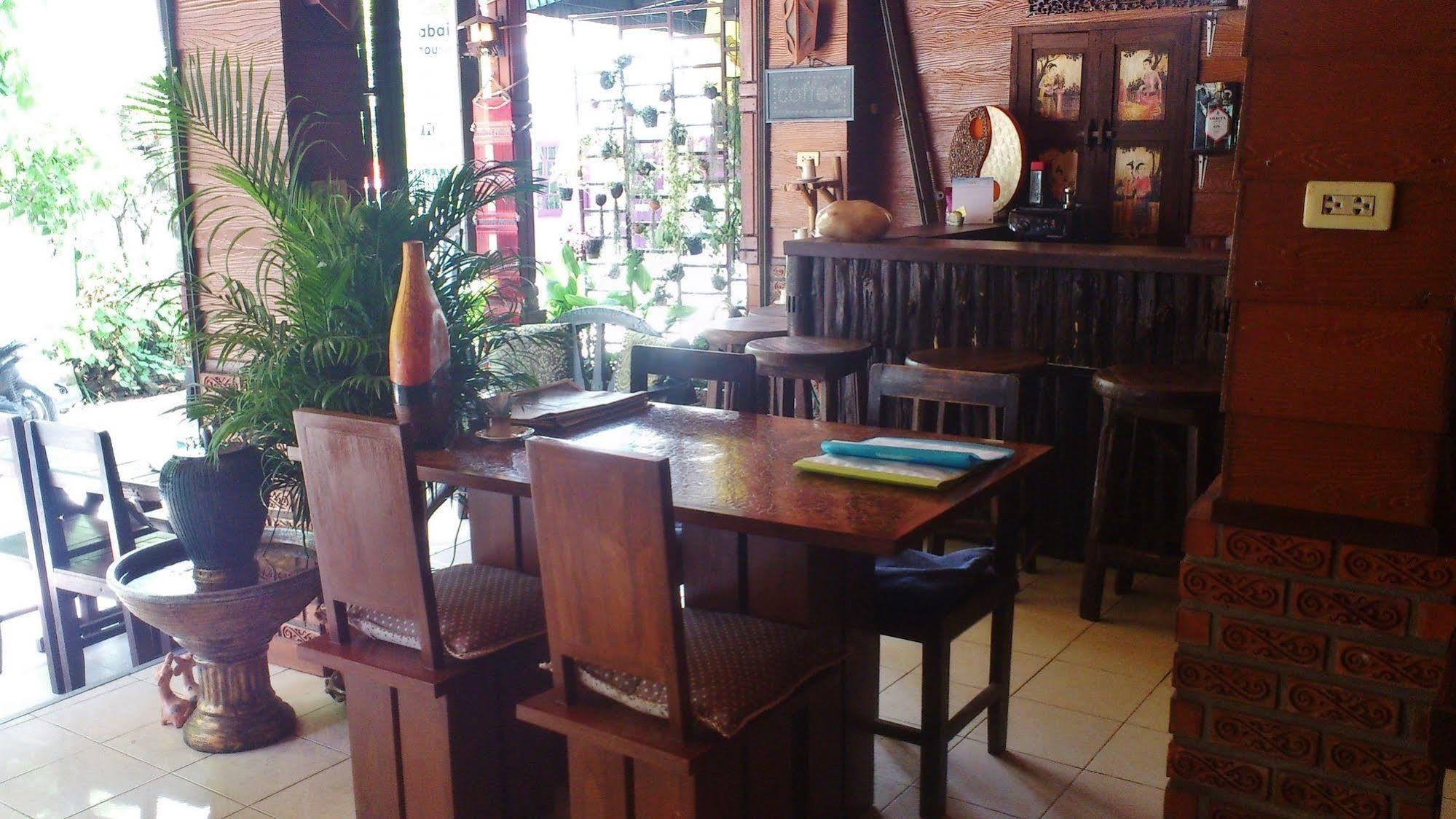 Soisabai Guesthouse เชียงใหม่ ภายนอก รูปภาพ